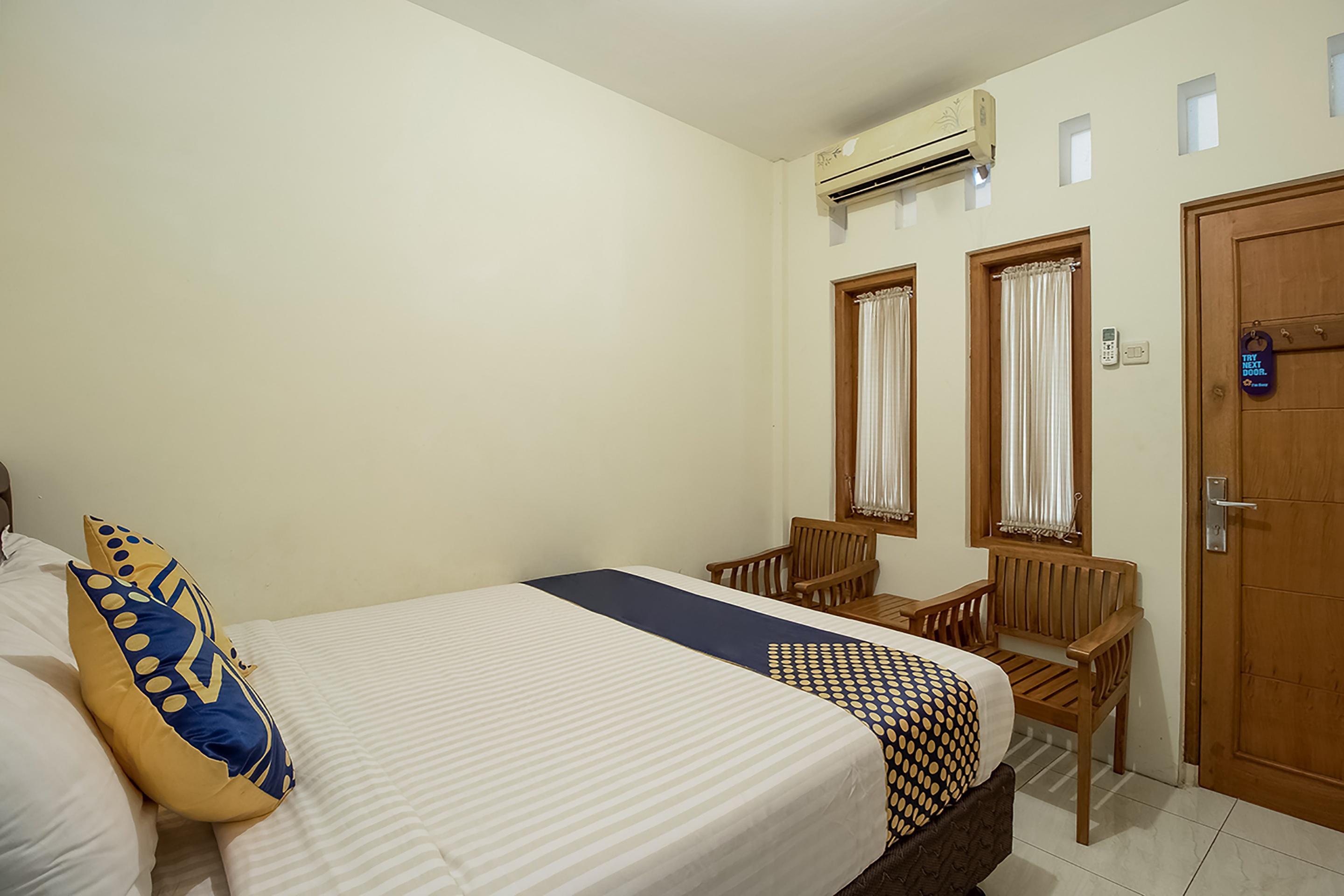 Reddoorz Near Alun Alun Cianjur Hotel Exterior photo